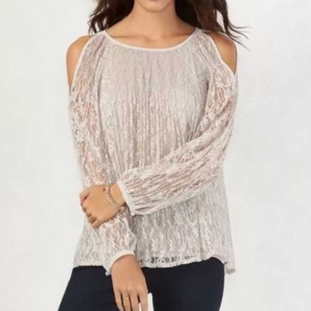 Elegant Lace Long Sleeve Top